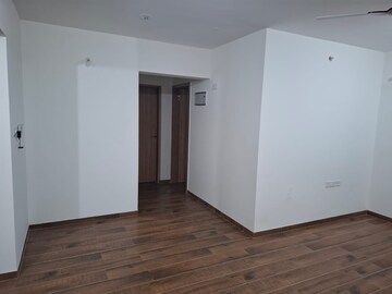 Room in 2.5 BHK Apartment at Unique K Town, Kiwale – for Rent