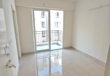 2 BHK Apartment For Rent in Signature The Millennia 3, Sector 37d