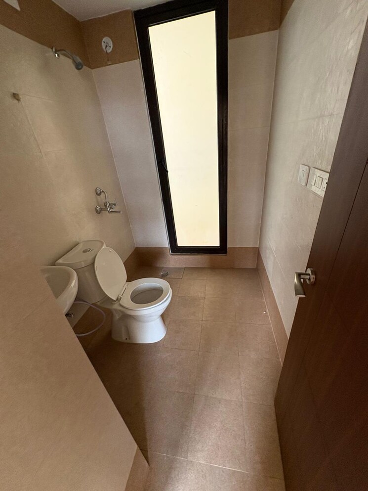 Bathroom, shalimar-mannat 3 Bedroom 870 Sq.Ft. Apartment In Faizabad Road Lucknow 9375139