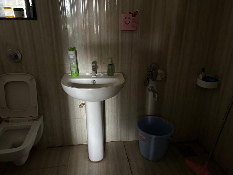 Bathroom, atlanta-society 2 Bedroom 713 Sq.Ft. Apartment In Wakad Pune 9375147