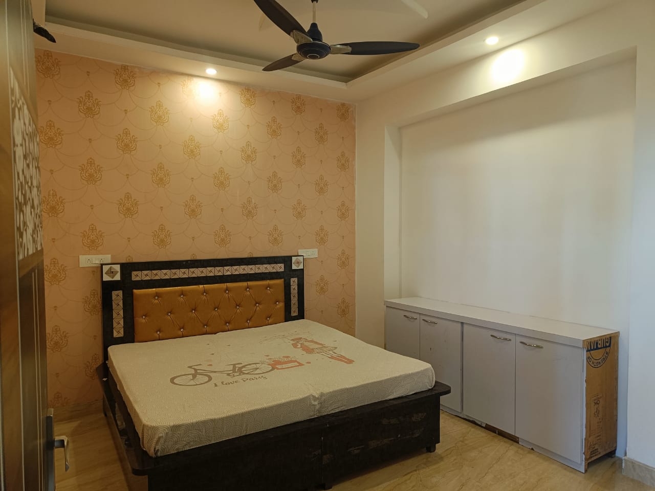 3 BHK + Extra Room 1650 Sq.Ft. Builder Floor in VIP Ashiana Homes