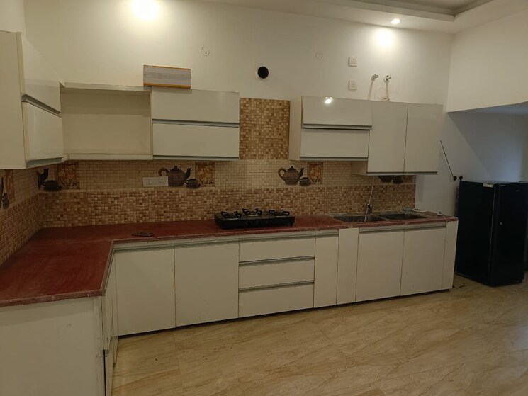 Kitchen, vip-ashiana-homes 3 Bedroom 1650 Sq.Ft. Builder Floor In Vip Road Zirakpur 9375159