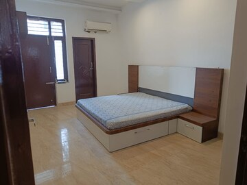 Bedroom in 3 BHK Builder Floor at VIP Ashiana Homes, Vip Road – for Rent