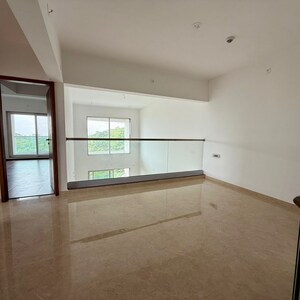 Room in 5 BHK Apartment at Pride Atlantic, Madhav Nagar – for Sale