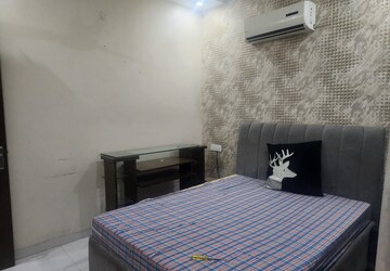 Bedroom in 3 BHK Builder Floor at Mamta Homes, Lohgarh – for Rent