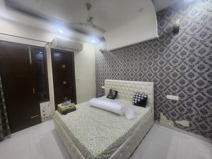 Living Room, mamta-homes 3 Bedroom 1500 Sq.Ft. Builder Floor In Lohgarh Zirakpur 9375164