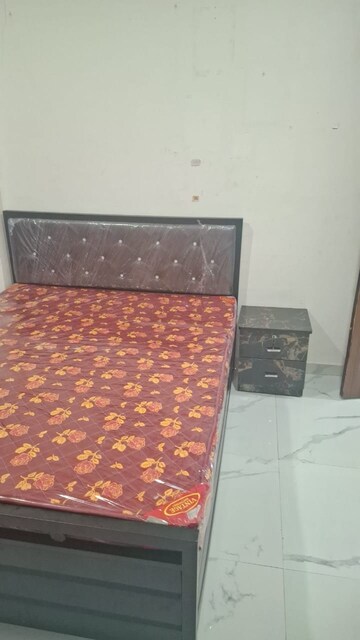 Bedroom in 1 RK Apartment at Hamy Chambers, New Nana Peth – for Rent