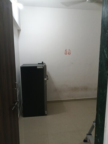 Furnished Amenities in 1 BHK Apartment at Bhandup West – for Rent