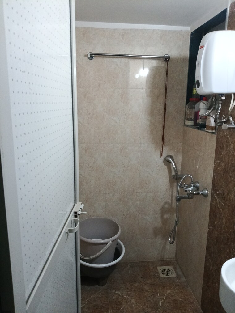 Bathroom, bhandup west 1 Bedroom 350 Sq.Ft. Apartment In Bhandup West Mumbai 9375204