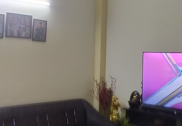 Furnished Amenities in 2 BHK Builder Floor at Malviya Nagar – for Sale