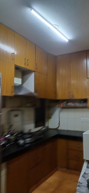 Furnished Amenities in 2 BHK Builder Floor at Malviya Nagar – for Sale