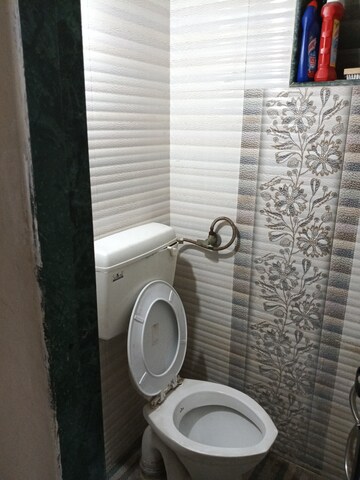 Bathroom in 1 BHK Apartment at Shraddha Orchid Avenue, Bhandup West – for Rent