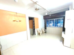 Room in 1 BHK Apartment at Hawa Apartments, Andheri East – for Rent