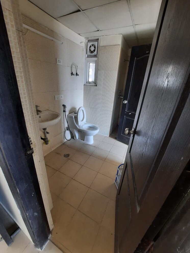 Master Bedroom, aditya-celebrity-homes 1 Bedroom 550 Sq.Ft. Apartment In Sector 76 Noida 9375217