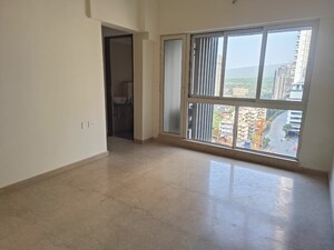 1 BHK Apartment For Rent in Omkar Signet, Malad East