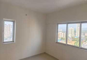 Room in 2 BHK Apartment at Omkar Signet, Malad East – for Sale