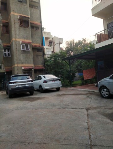 Parking in 2 BHK Apartment at Ashirwad Apartments Alpha 1, Alpha 1 Greater Noida – for Sale