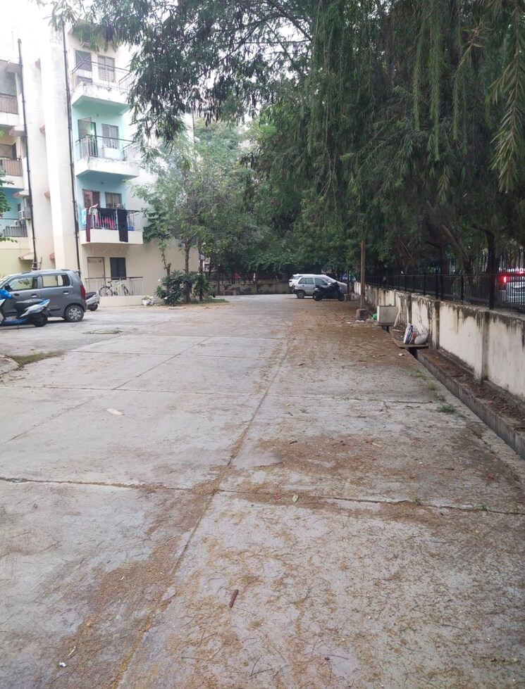  Parking, ashirwad-apartments-alpha-1 2 Bedroom 58 Sq.Mt. Apartment In Alpha 1 Greater Noida Greater Noida 9375266