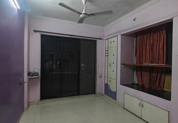 Room in 2 BHK Apartment at Mahavir Vihar CHS, Nerul – for Rent