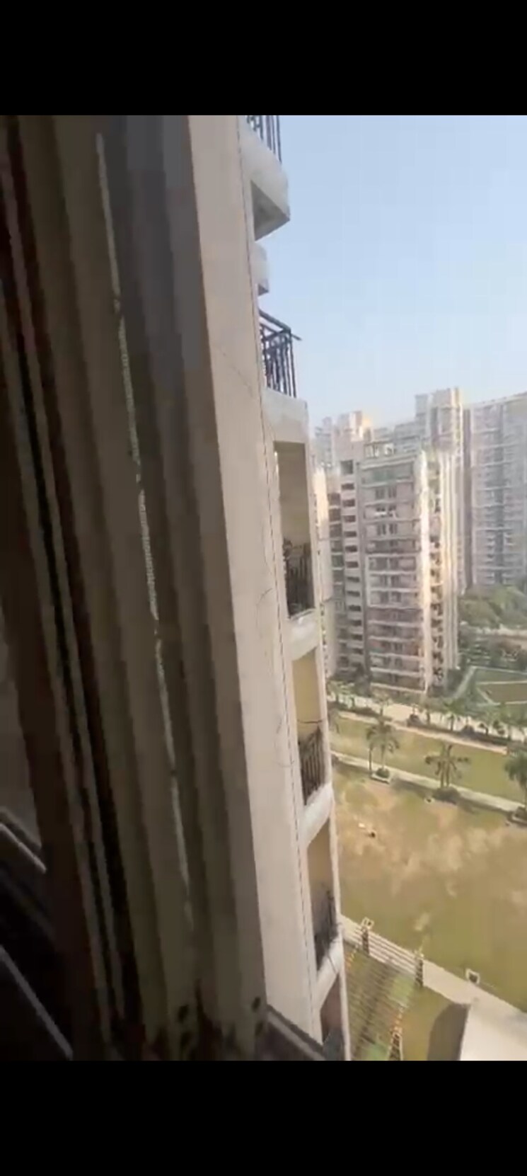 Balcony, galaxy-north-avenue-ll 2 Bedroom 925 Sq.Ft. Apartment In Gaur City 2 Greater Noida 9375298