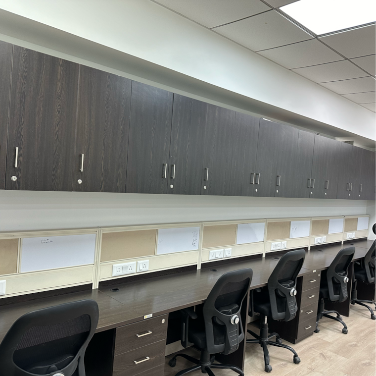 Team Area, jmd-megapolis Commercial Office Space 1300 Sq.Ft. In Tikri Gurgaon 9375302