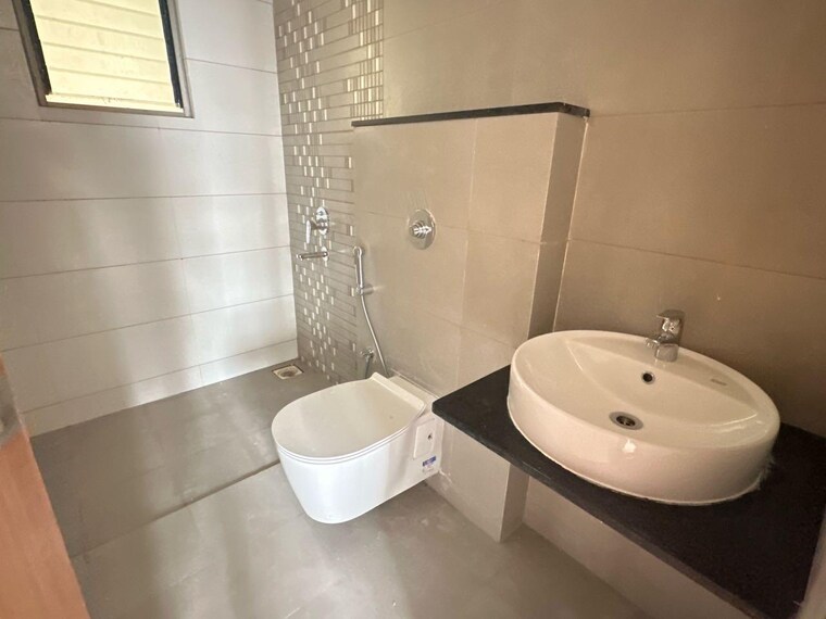Bathroom, majestique-towers 2 Bedroom 825 Sq.Ft. Apartment In Kharadi Pune 9375300