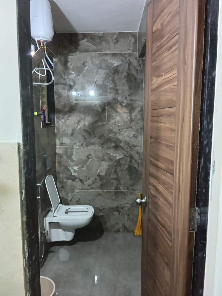Bathroom, bhalerao-savannah-hills 2 Bedroom 1200 Sq.Ft. Apartment In Bavdhan Pune 9375324