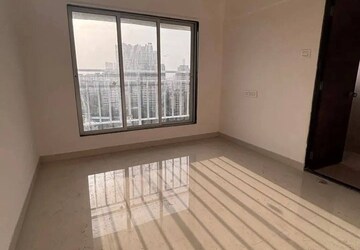 Room in 2 BHK Apartment at DGS Sheetal Tapovan, Malad East – for Rent