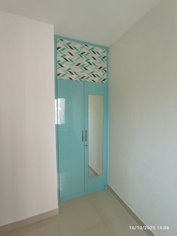 Room in 3 BHK Apartment at Brigade El Dorado, Bagaluru – for Rent