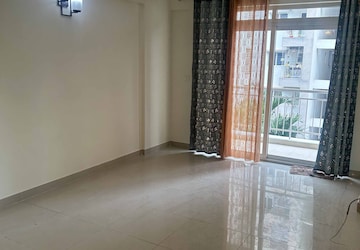 Room in 3 BHK Apartment at Mahendra Aarna, Electronic City Phase ii – for Rent