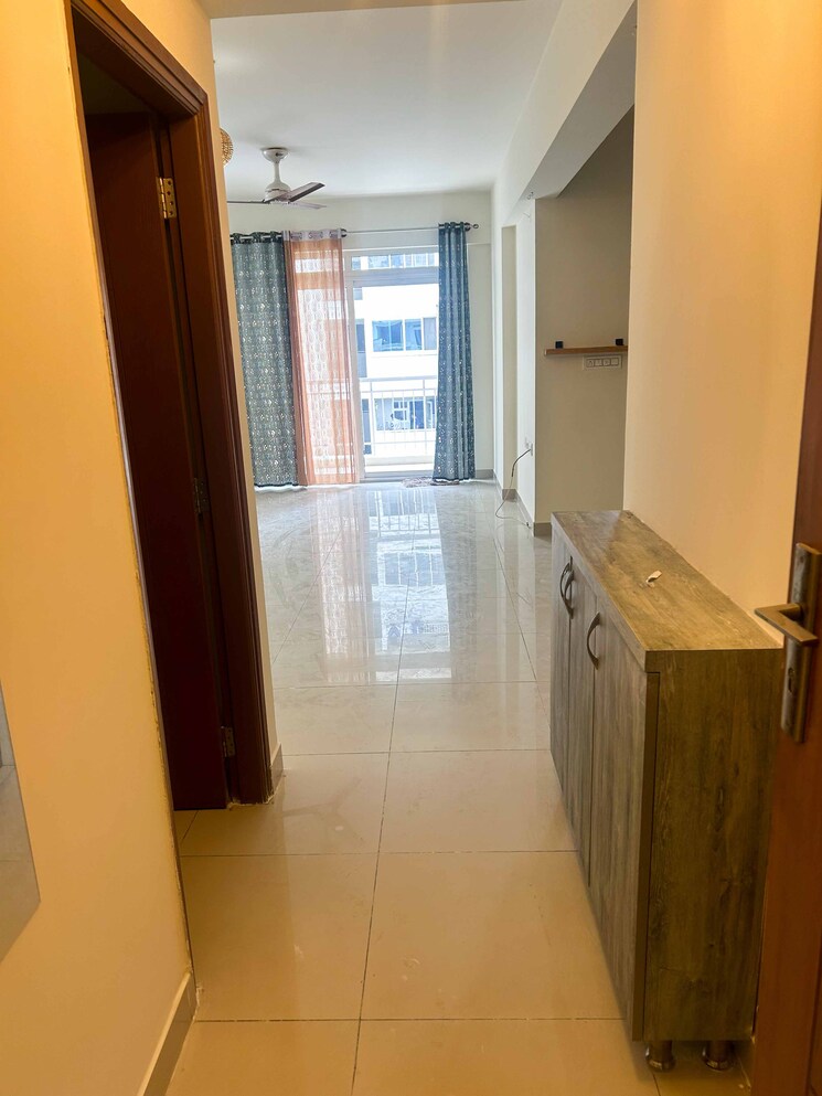 Living Room, mahendra-aarna 3 Bedroom 1585 Sq.Ft. Apartment In Electronic City Phase ii Bangalore 9362048