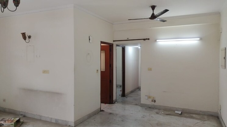 Room, rwa-apartments-sector-41 6 Bedroom 1800 Sq.Ft. Villa In Sector 41 Noida 9375431