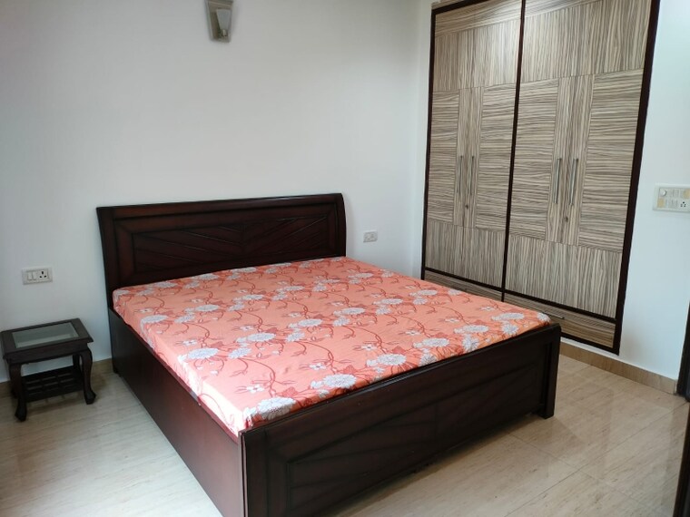 Master Bedroom, kailash colony 3 Bedroom 1500 Sq.Ft. Builder Floor In Kailash Colony Delhi 9375450