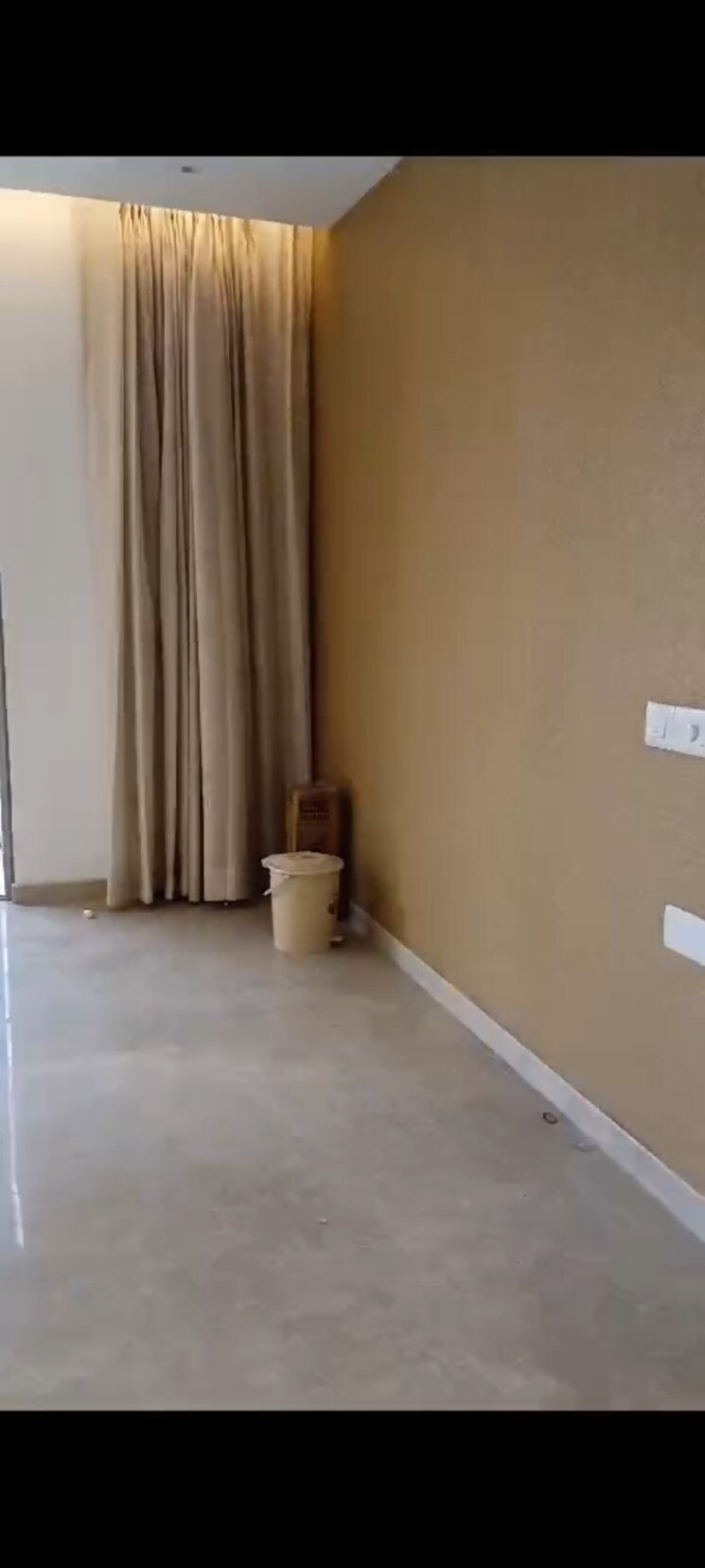 Bathroom, hiranandani-lake-enclave-glendale 3 Bedroom 1088 Sq.Ft. Apartment In Thane West Thane 9375432