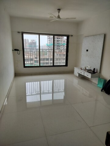 Room in 2 BHK Apartment at Shubham Sarayu, Ghatkopar East – for Rent