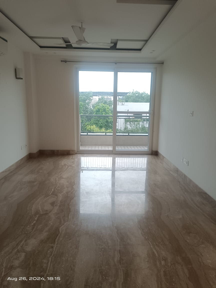 3 BHK Builder Floor For Rent in Sarvpriya Vihar 