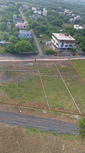  Industrial Plot For Sale in New Manish Nagar
