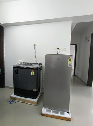 Furnished Amenities in 2 BHK Apartment at Mantra Insignia, Mundhwa – for Rent