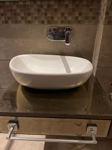 Bathroom in 6 BHK Villa at Sai Kutir Sector 49, Sector 49 – for Sale