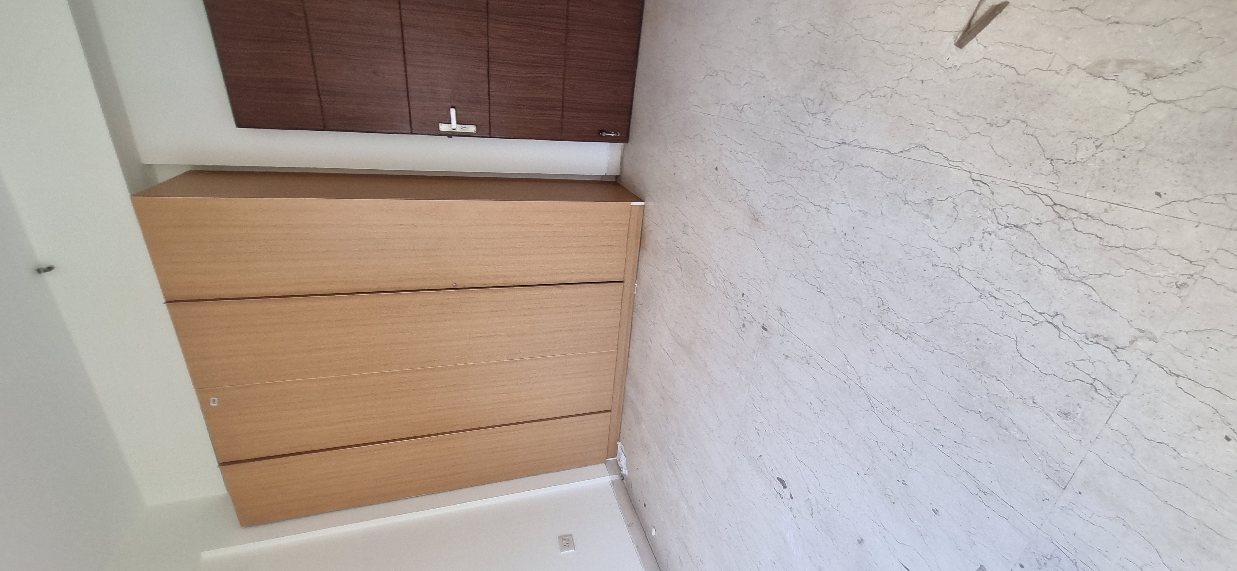 2.5 BHK 1650 Sq.Ft. Independent House in Ocean Seven Expressway Towers