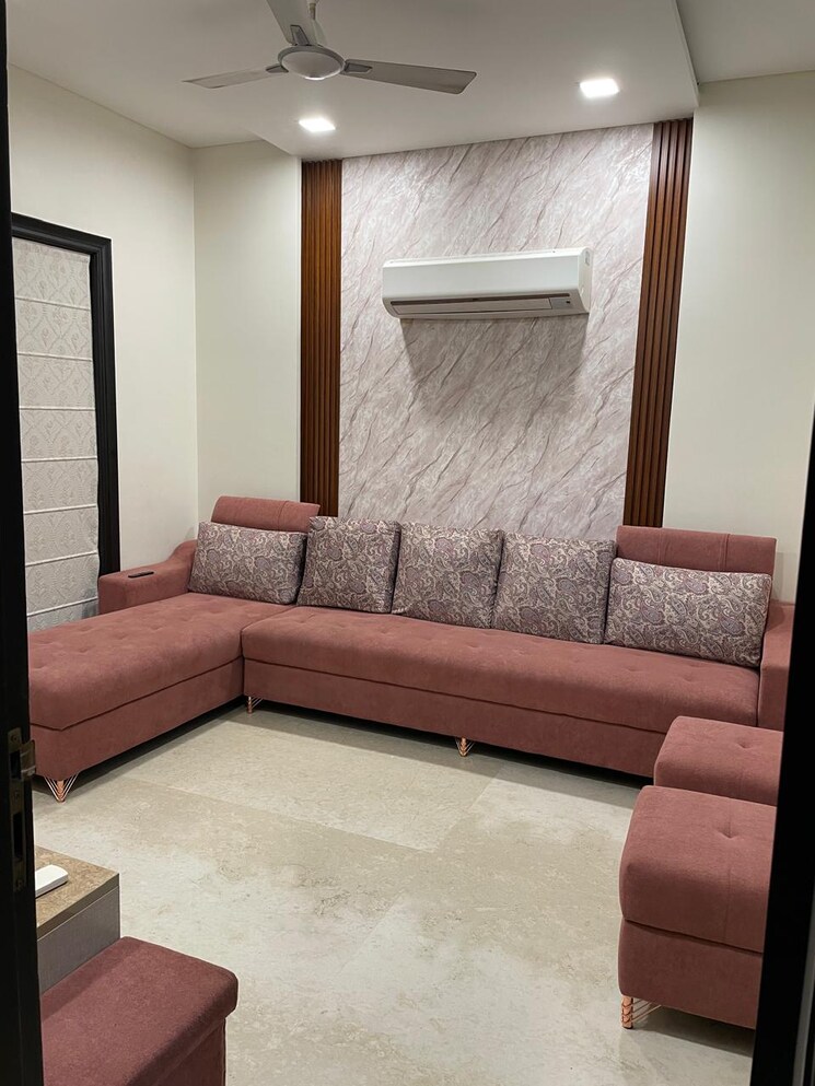 Bedroom, rwa-apartments-sector-50 5 Bedroom 18000 Sq.Ft. Villa In Sector 50 Noida 9375572