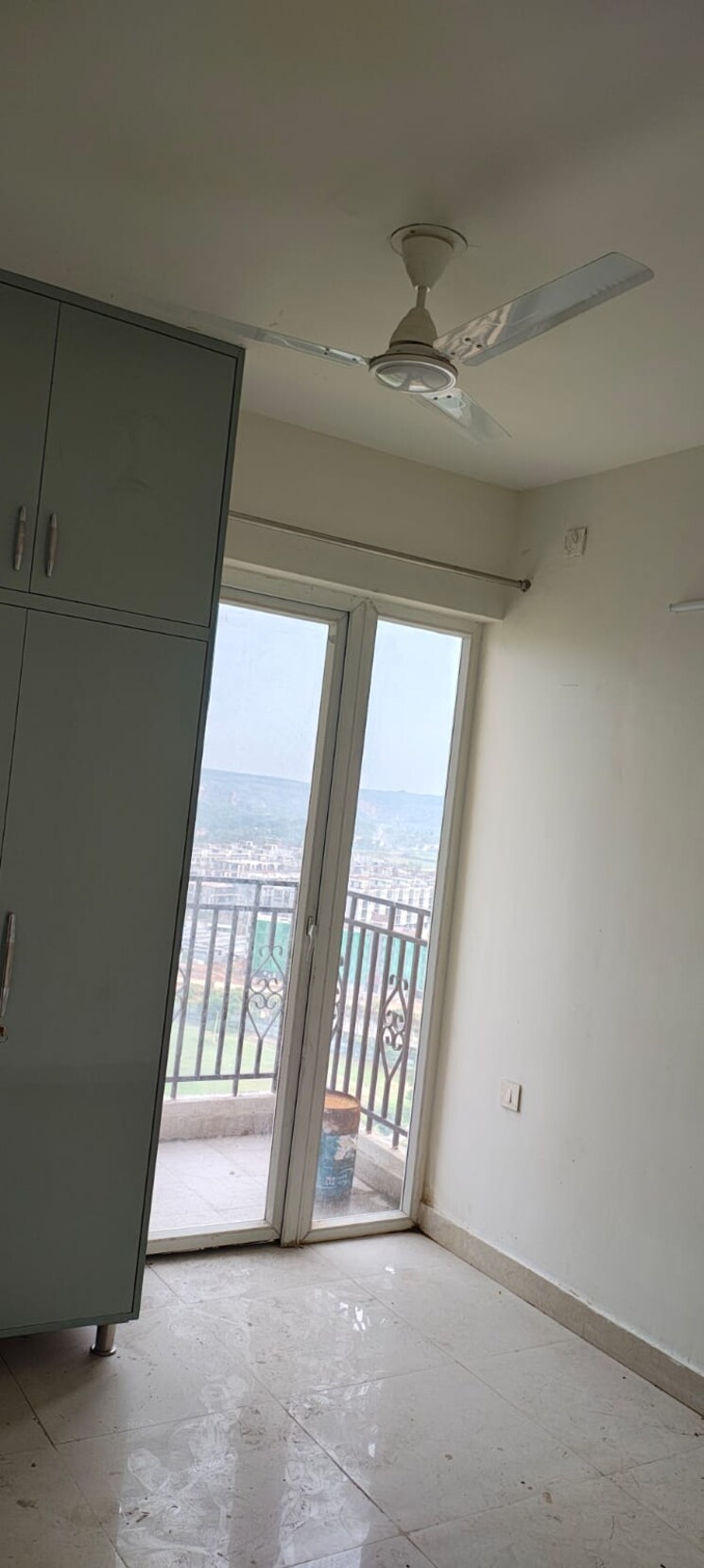 undefined, signature-global-golf-greens 3 Bedroom 732 Sq.Ft. Apartment In Sector 79 Gurgaon 9375653