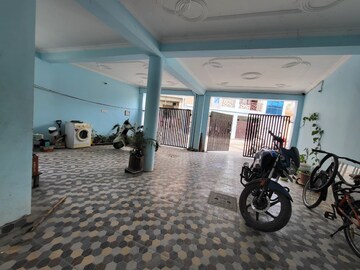 Parking in 1 BHK Builder Floor at Sahastradhara – for Sale