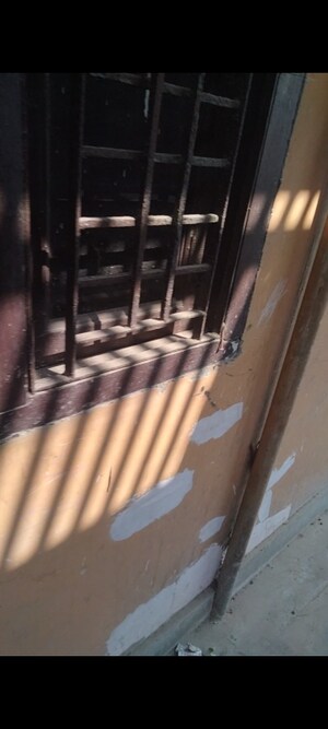 Balcony in 2 BHK Independent House at Sadarpur – for Rent