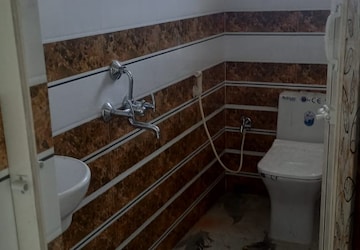 Staircase in 2 BHK Apartment at Kundan Plaza, Chinar Park – for Rent