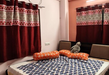 Bedroom in 3 BHK Apartment at Kristi Villa, Chinar Park – for Sale