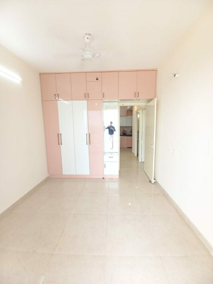 Room, signature-the-millennia-3 2 Bedroom 687 Sq.Ft. Apartment In Sector 37d Gurgaon 9375732