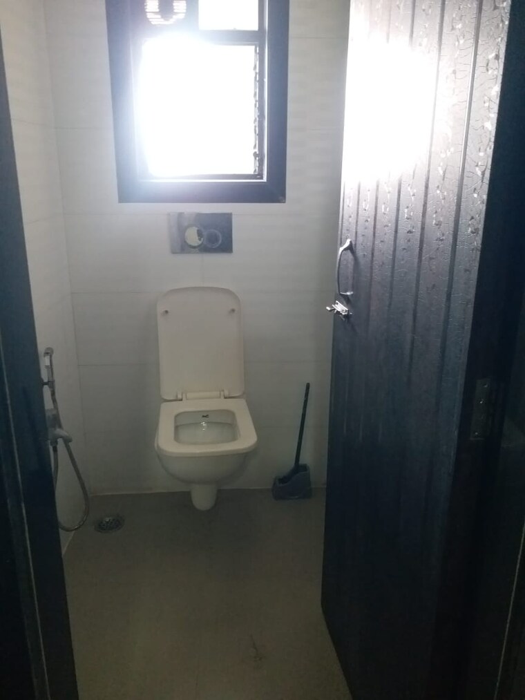 Bathroom, luv-kush-tower 1.5 Bedroom 610 Sq.Ft. Apartment In Chembur Mumbai 9375718