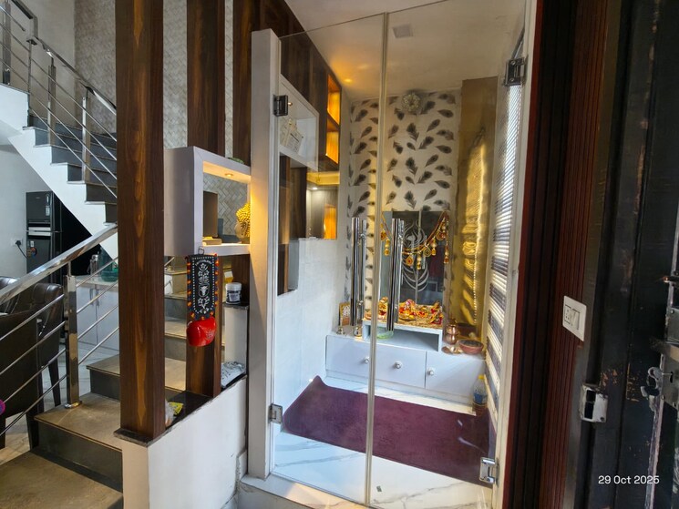 Bedroom, sahastradhara 3 Bedroom 102 Sq.Yd. Builder Floor In Sahastradhara Dehradun 9375724