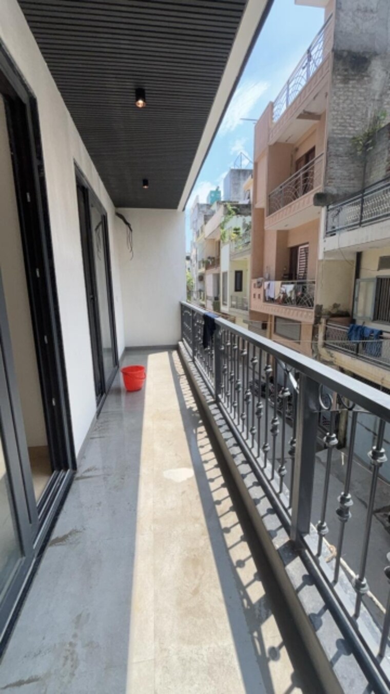 Balcony, chattarpur 4 Bedroom 2350 Sq.Ft. Builder Floor In Chattarpur Delhi 9375743